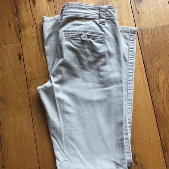 Aeropostale khaki women’s pants size 3/4 regular - Picture 1 of 4